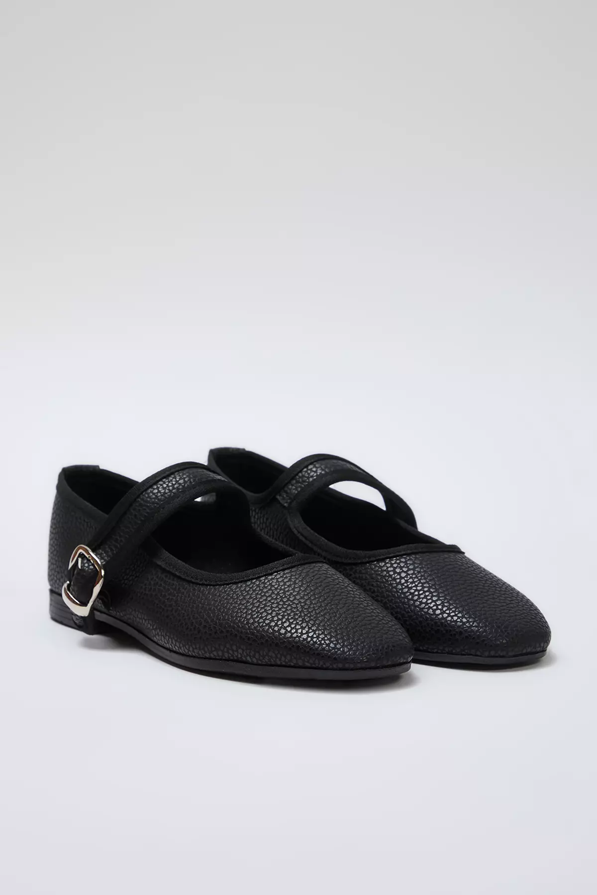 20% OFF Textured Mary Jane Buckled Ballerina Flats