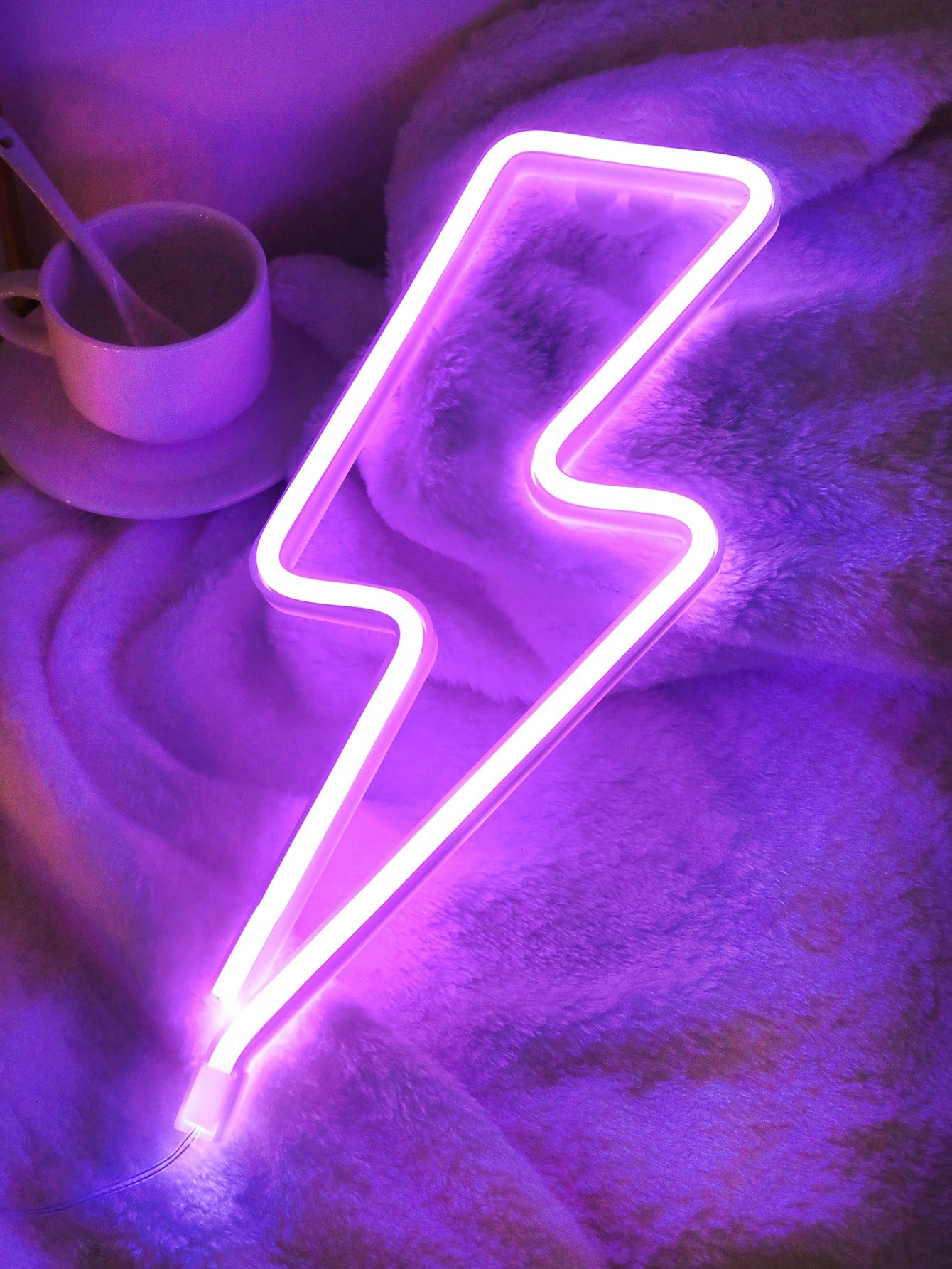 27% OFF 1pc Lightning Shape Neon Light, Bolt Neon Light Sign For Wall Decor With Hook, USB Or Battery Powered LED Lightning Signs, Home Decor Wall Decor Bedroom Decor Room Decor Wedding Decor Birthday Decor For Bedroom, Living Room