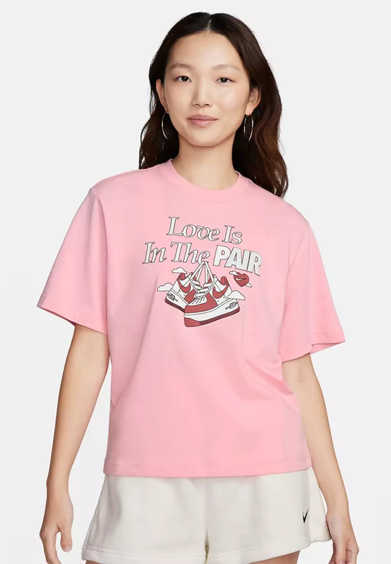 28% OFF NIKE As W Nsw Tee OC 1 Boxy Vday