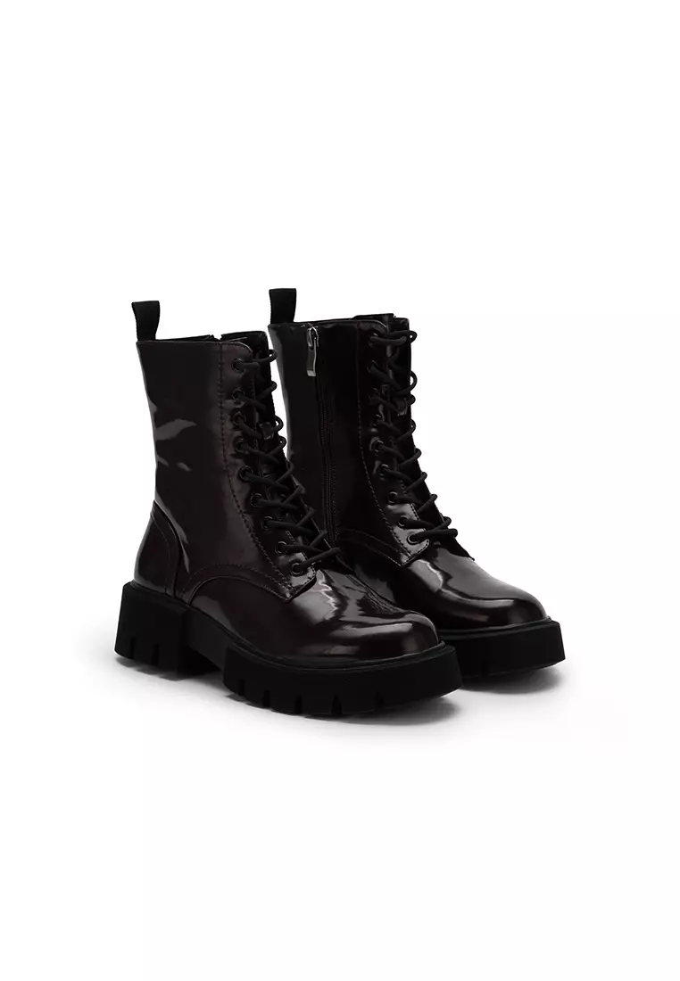 50% OFF CLASSIC PLATFORM LACE-UP BOOTS