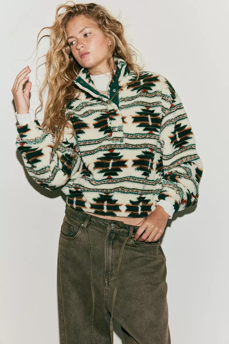 60% OFF H&M Teddy top