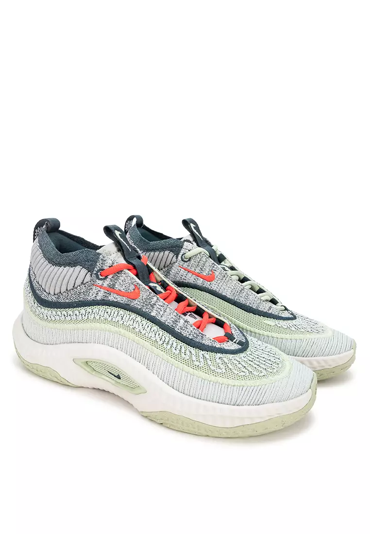 53% OFF NIKE Cosmic Unity 3