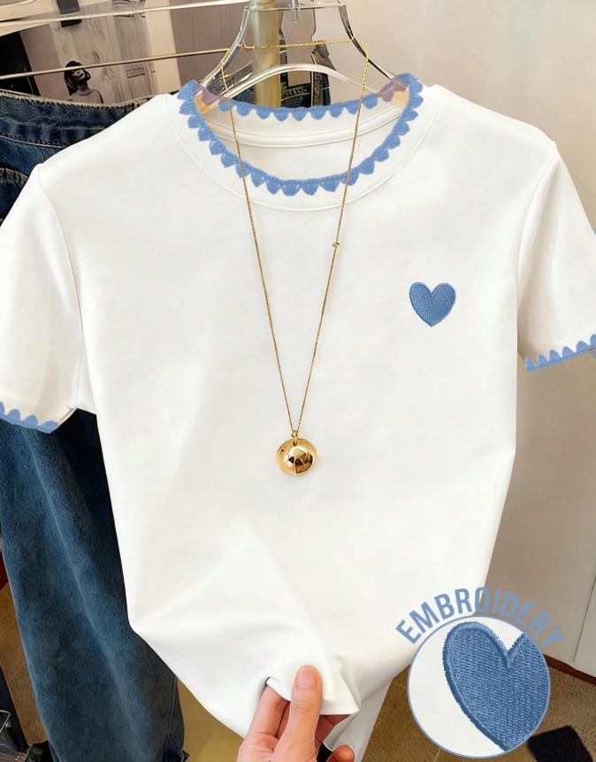 10% OFF Resyla Women's Summer Casual Short Sleeve T-Shirt,White And Blue Heart Dog Tooth Embroidery Graphic Tee,Street Style For Outdoor Dates,New Design Outfit