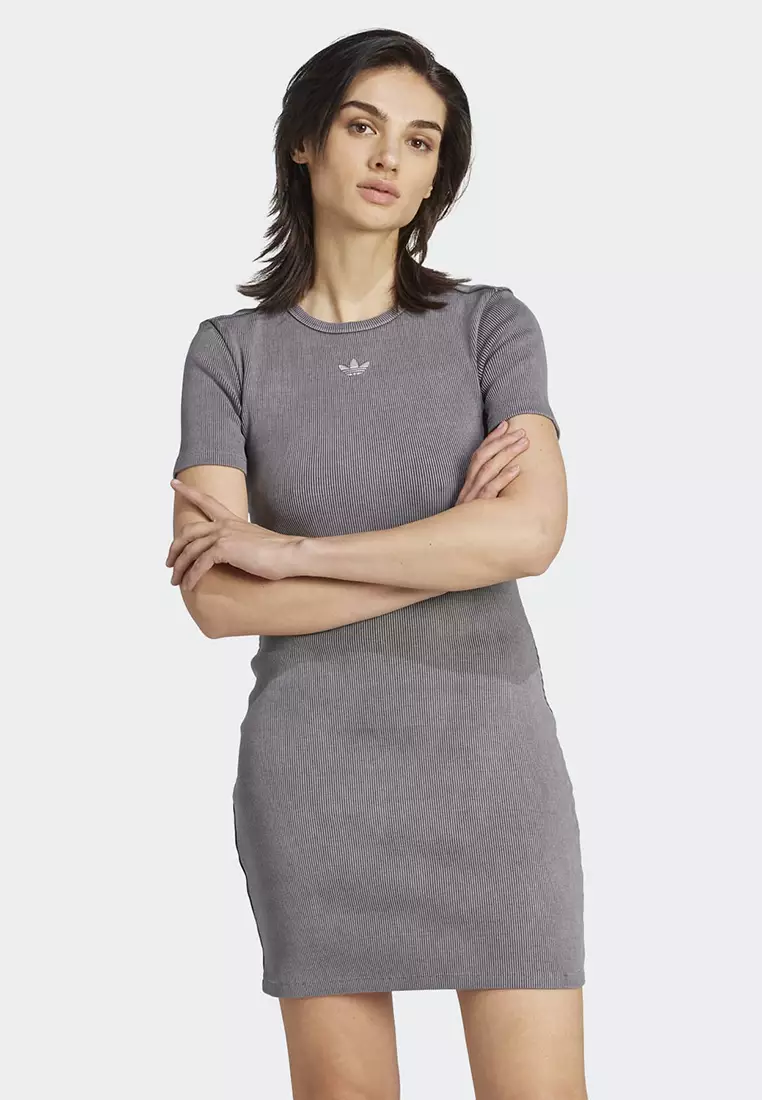50% OFF ADIDAS Essentials Washed Short Sleeves Dress