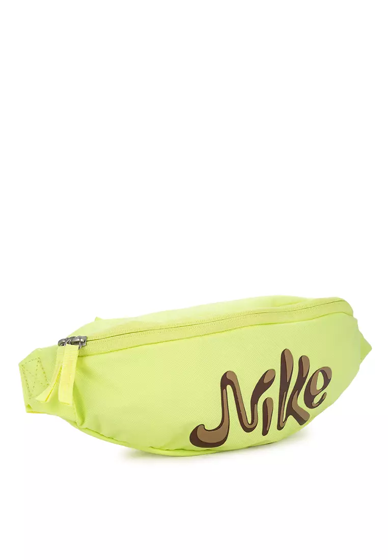40% OFF NIKE Heritage Waistpack (3L)