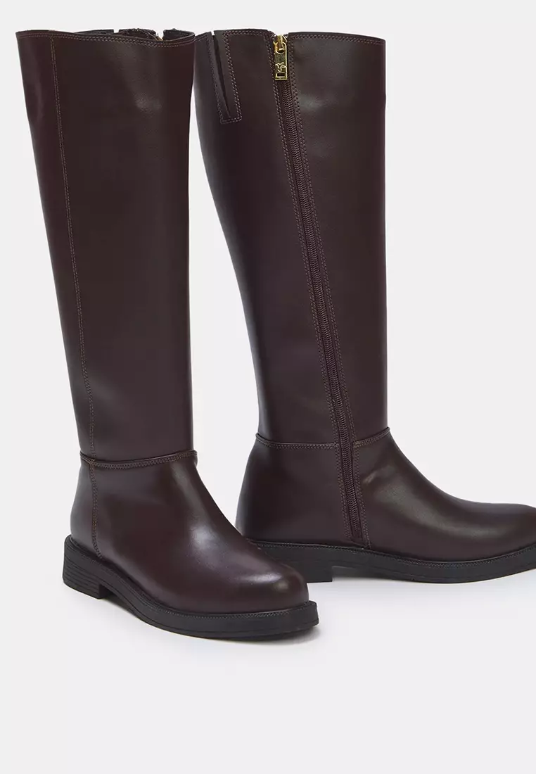 47% OFF Trendyol Zippered Flat Heeled Boots