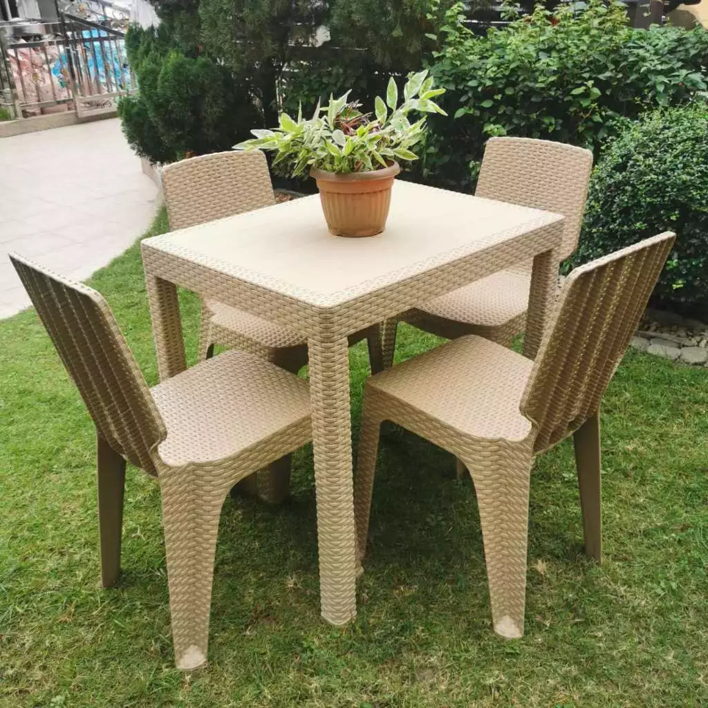 30% OFF Sunrise Dining Table – 24x32 Coffee Table for Indoor & Outdoor Use, Rattan Design (Table Only)