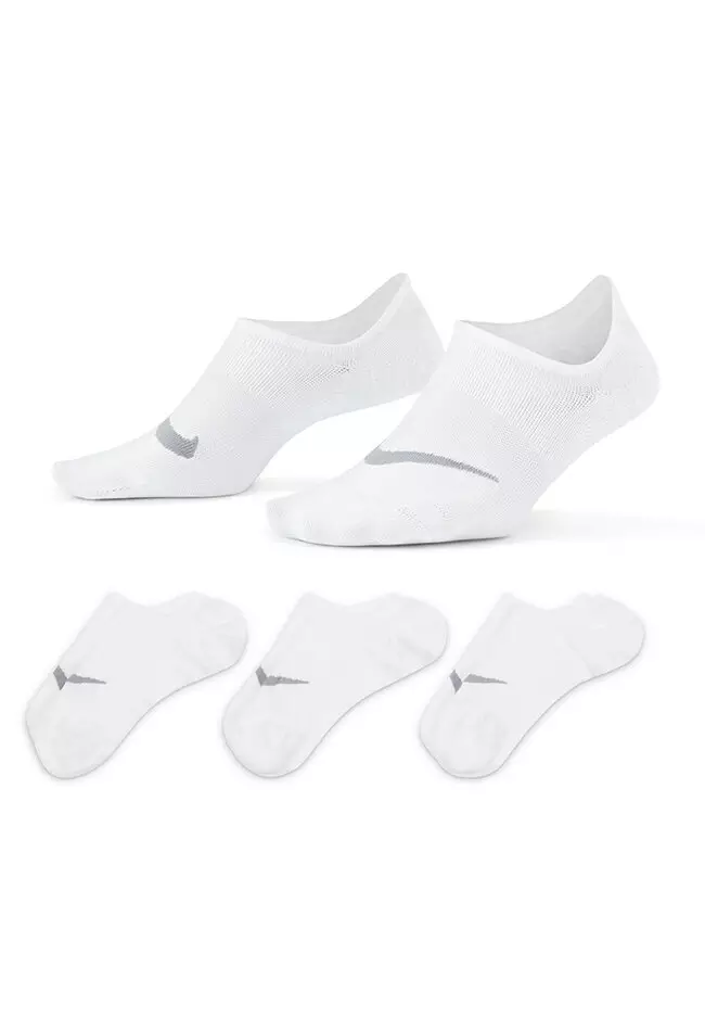 30% OFF Nike Everyday Plus Lightweight Training Footie Socks (3 Pairs)