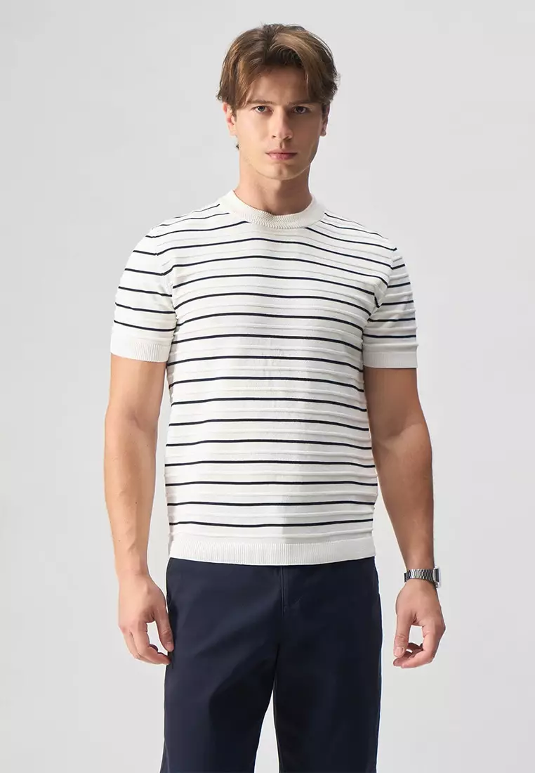 10% OFF MEMO Striped Textured Flat Knit T-Shirt