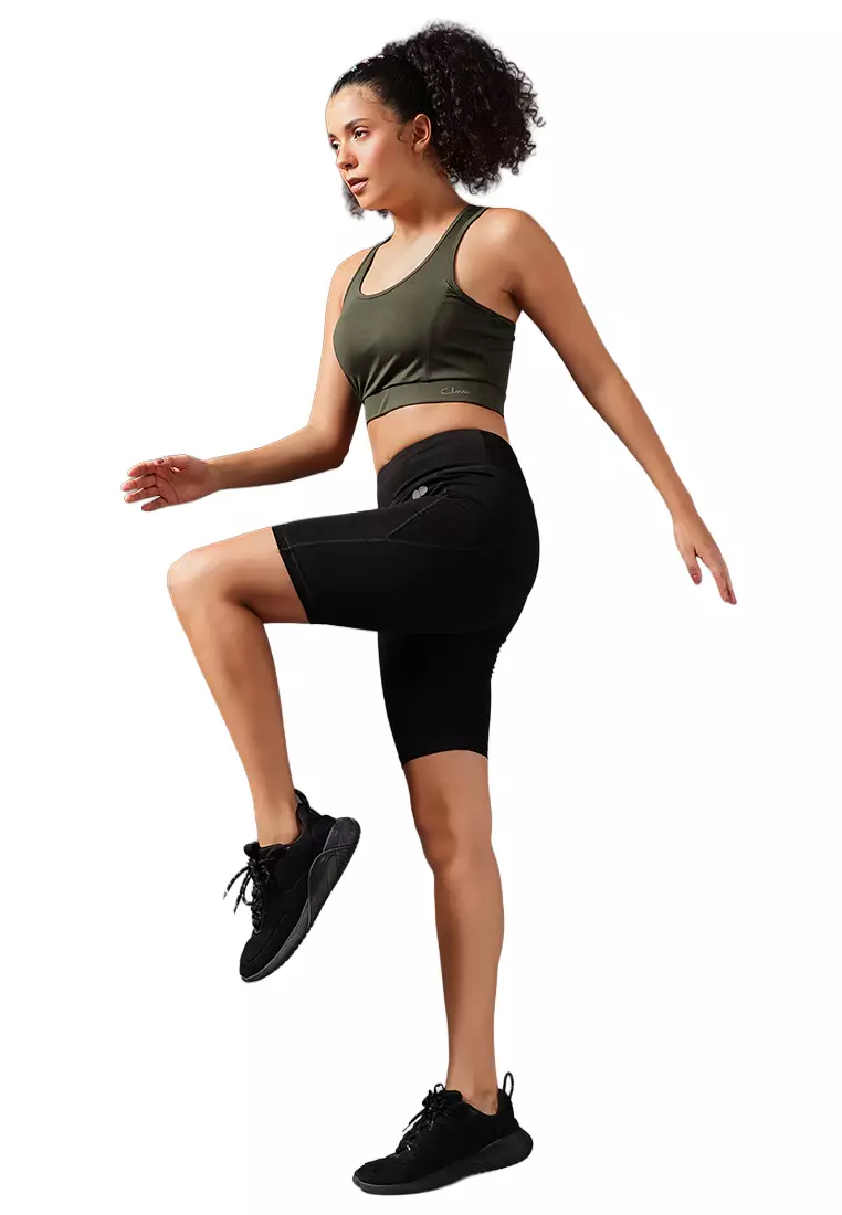 78% OFF Snug Fit High-Rise Active Shorts in Black