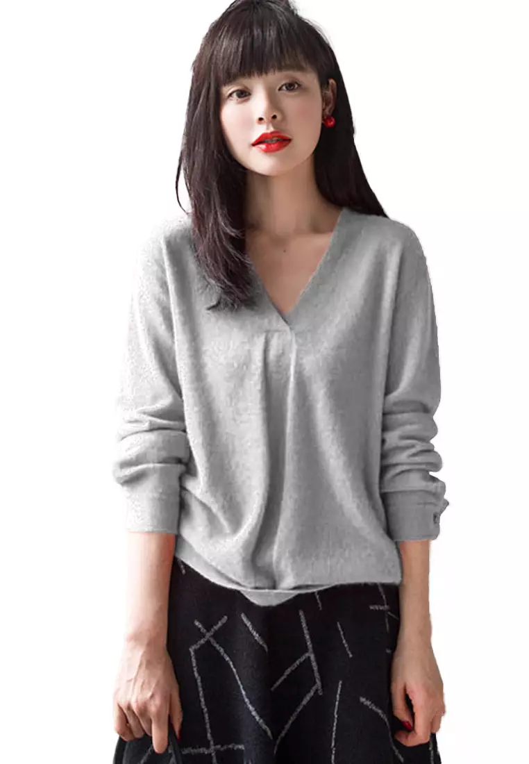 5% OFF Sunnydaysweety Basic V Neck Pullover CA112811G