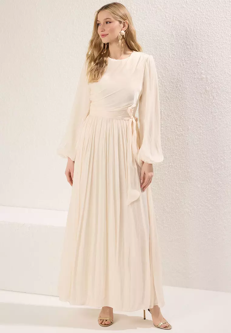 84% OFF Trendyol Ecru Belt Detail Glittery Lined Chiffon Wedding/Bride Evening Dress TCTAW25DB00012