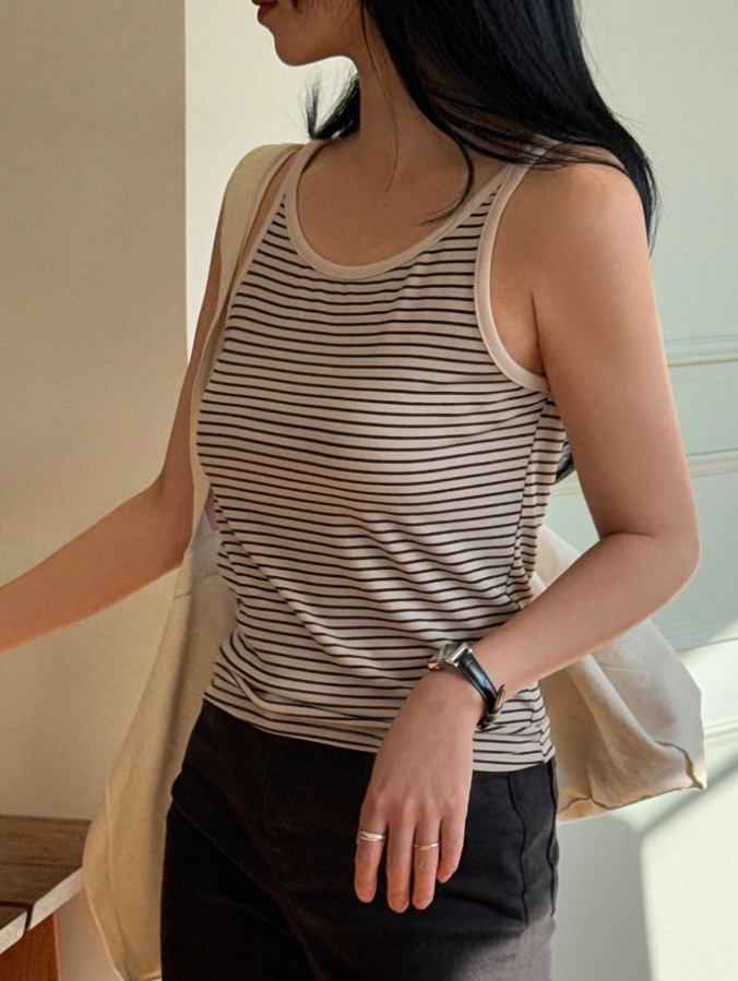 15% OFF DAZY Women Crew Neck Striped Casual Tank Top, Minimalist Fashion For Daily Wear Summer
