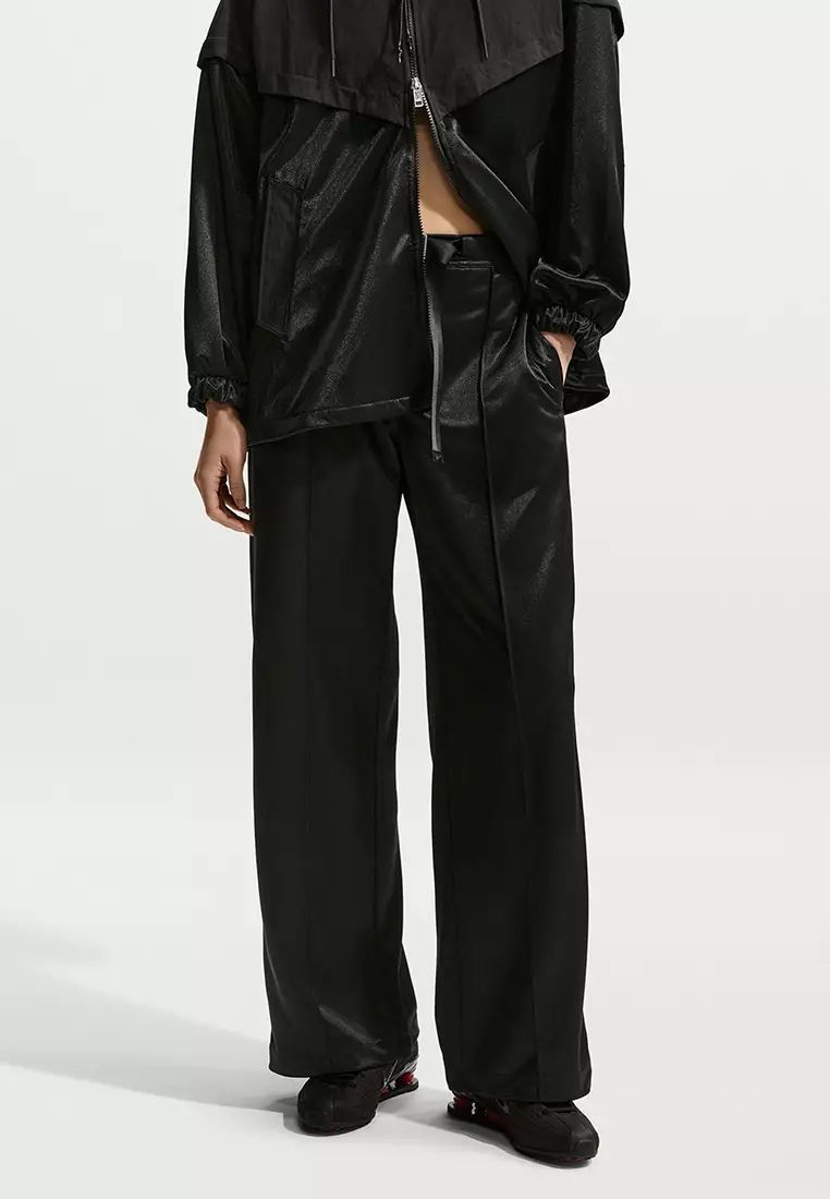 43% OFF NIKE Sportswear Loose Mid-Rise Belted Pintuck Trousers
