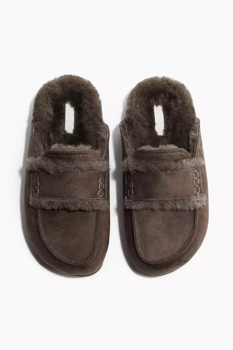 55% OFF Warm-lined slippers