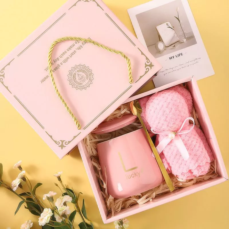 34% OFF Premium Mug Gift Set - Bear Towel + Luxury Box (Teacher/Mother's Day Gift) Perfect for Moms & Friend
