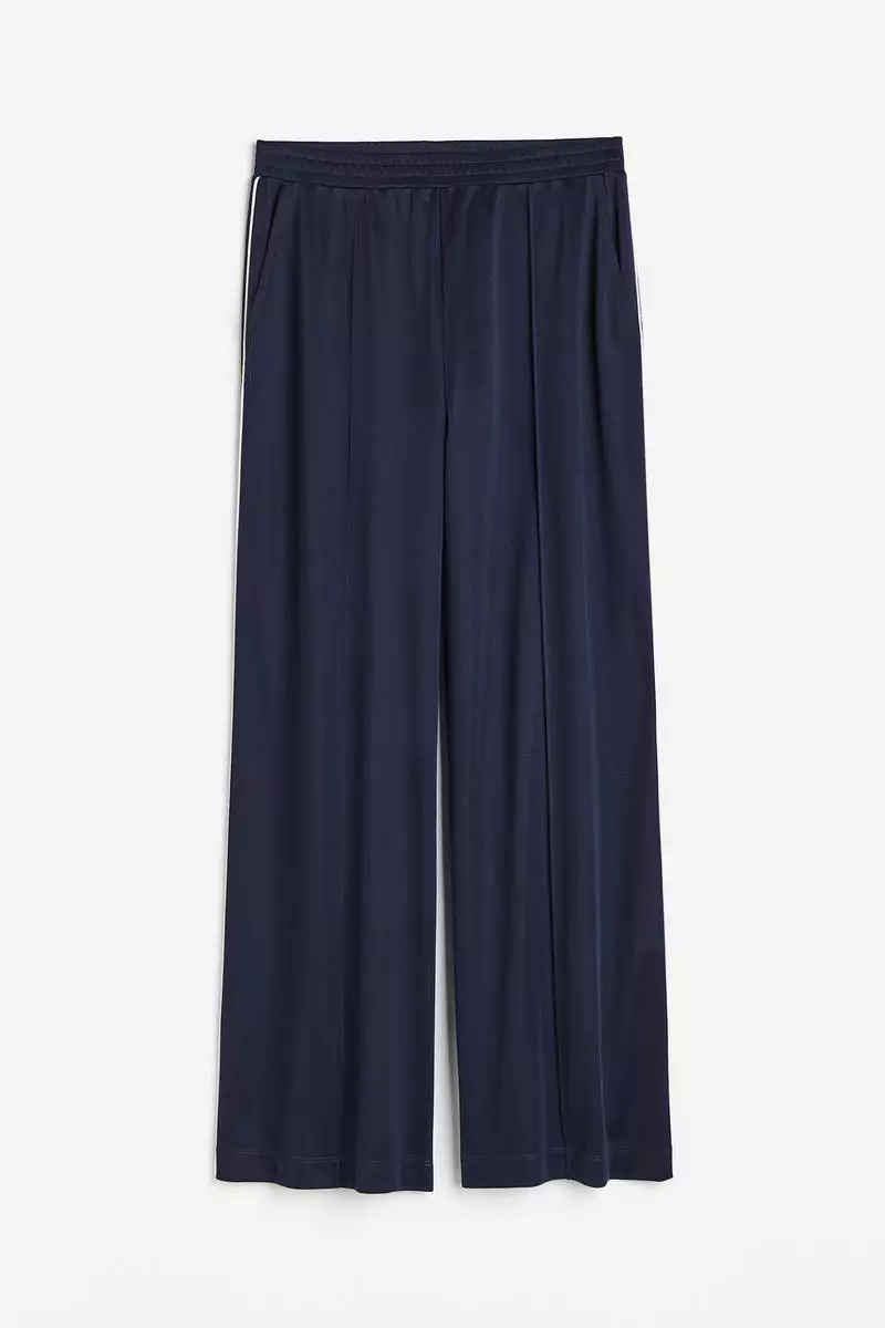 65% OFF Track pants
