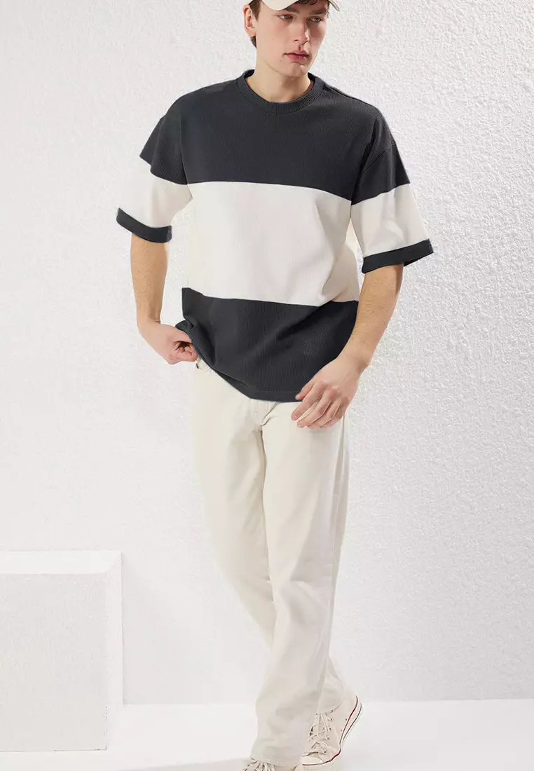 22% OFF Trendyol Oversize/Wide Cut Color Block Textured T-Shirt