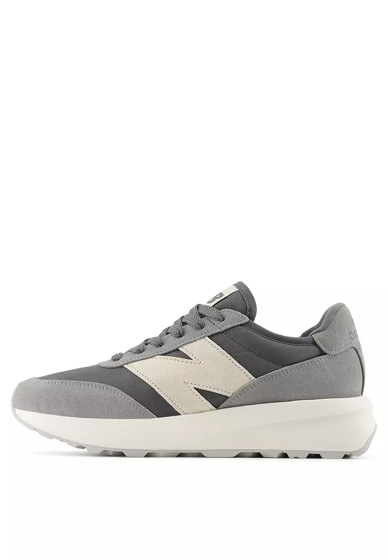 44% OFF 370 Classic Lifestyle Shoes