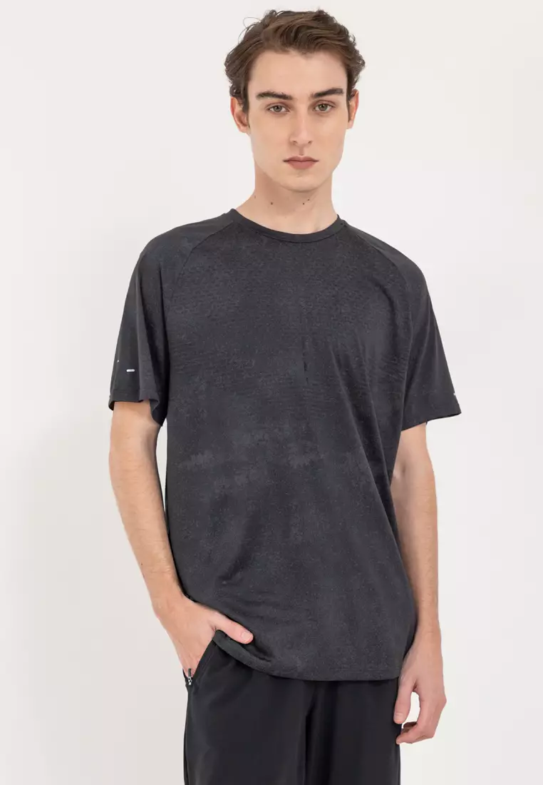 59% OFF Dri-Fit Advantage Stride Short Sleeve Top