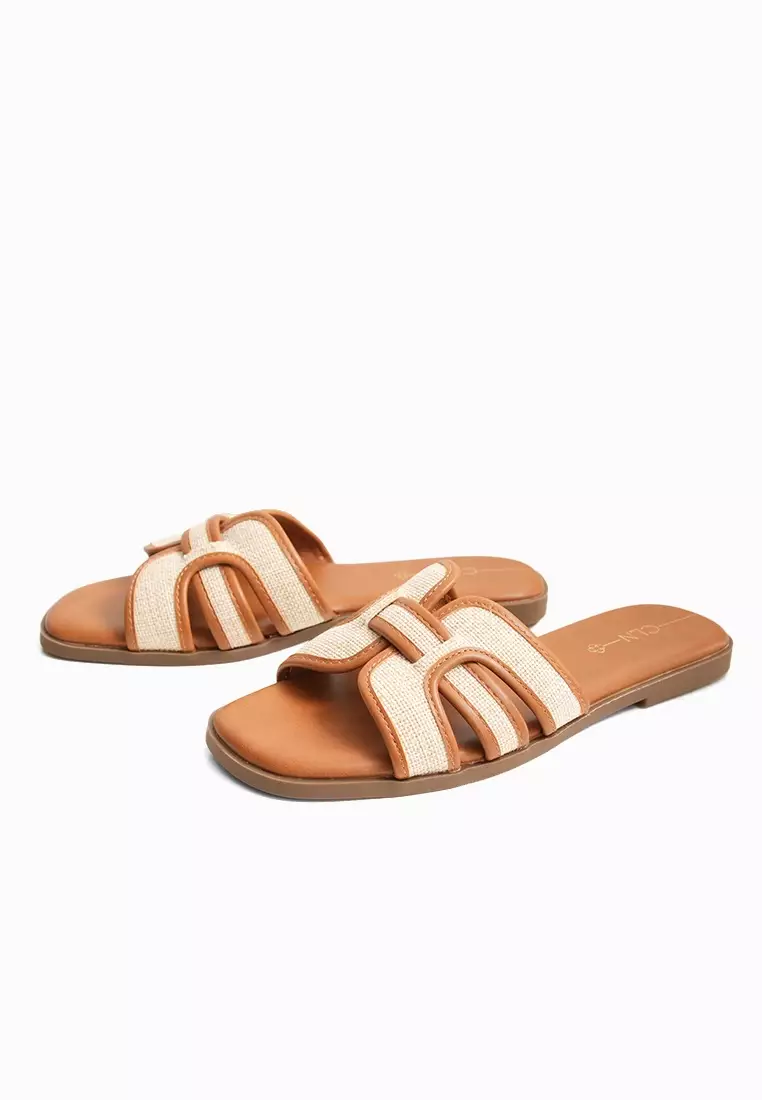 33% OFF CLN Poppy Slides