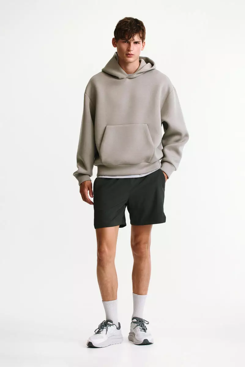 10% OFF H&M Sports shorts with DryMove™