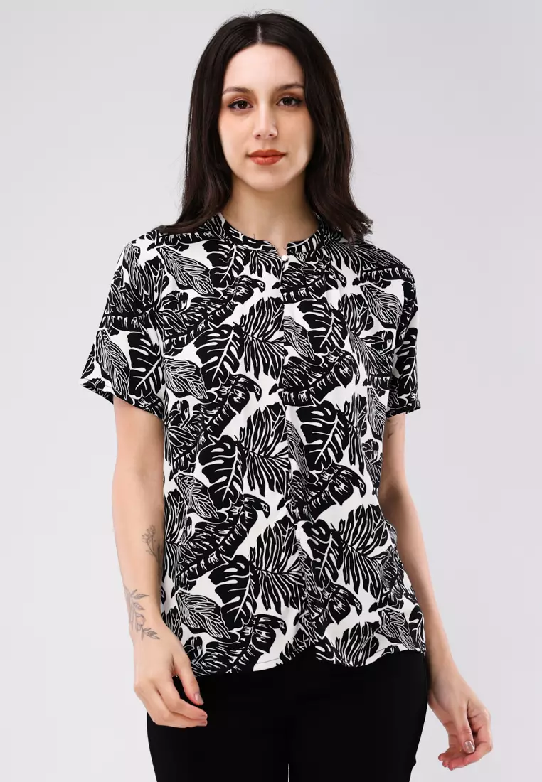 82% OFF Short Sleeve Woven Blouse
