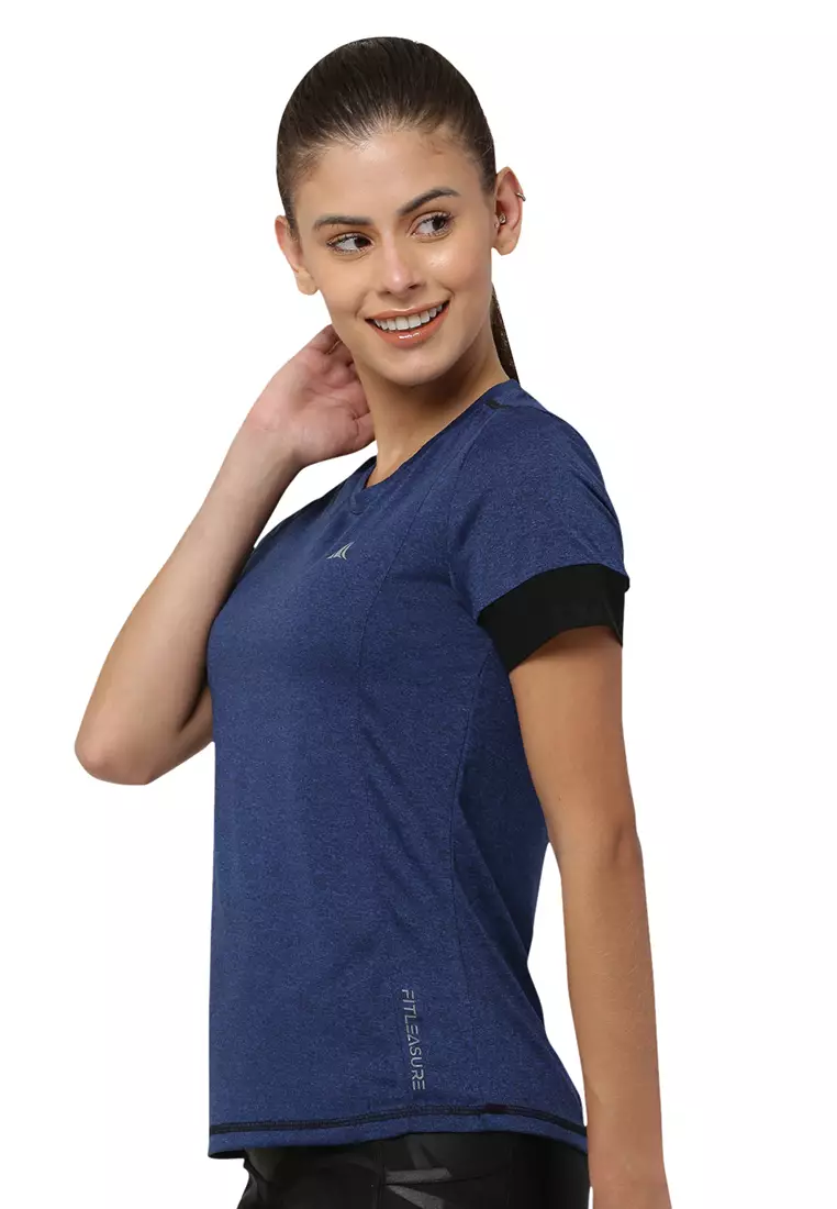 83% OFF Fitleasure Women's Running/Training Blue T-Shirt