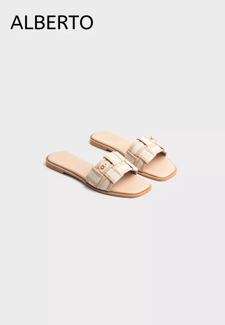38% OFF ALBERTO Women's Amirah Flat Sandals