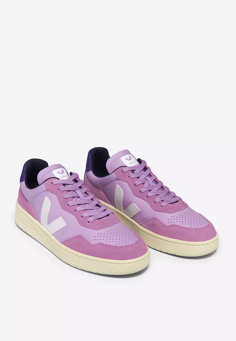 50% OFF Veja V-90 O.T. Leather Sneakers