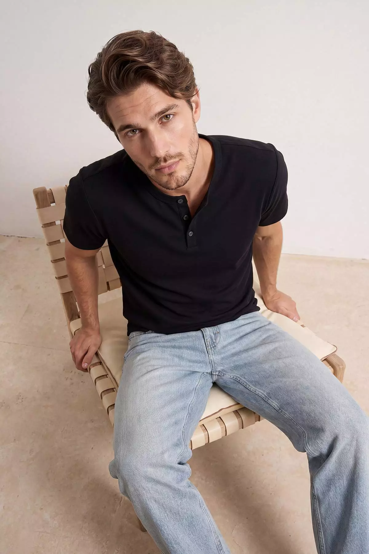 29% OFF Trendyol Black Regular/Relaxed Fit Buttoned Collar T-Shirt Tmnss26Ts00040
