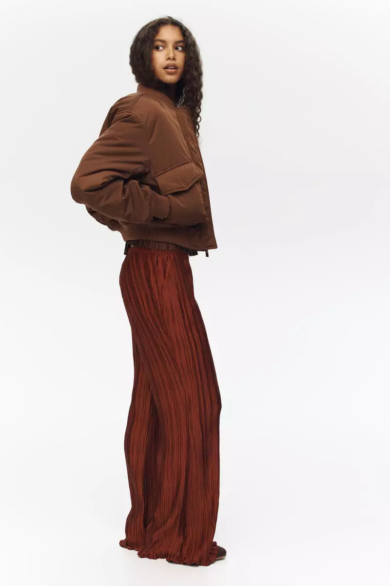 69% OFF Crinkled trousers