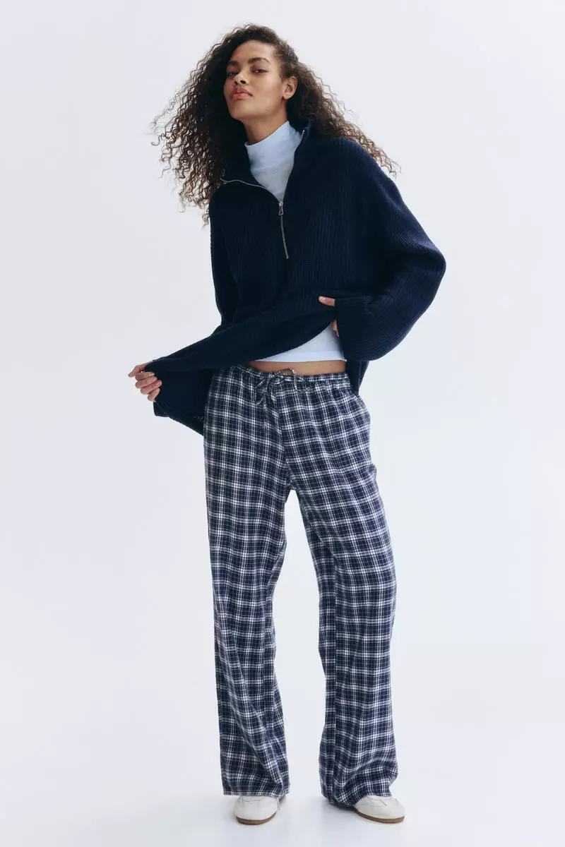 65% OFF Drawstring trousers