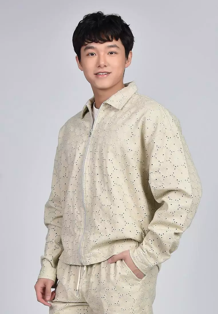 8% OFF BENCH Men's Twill Jacket