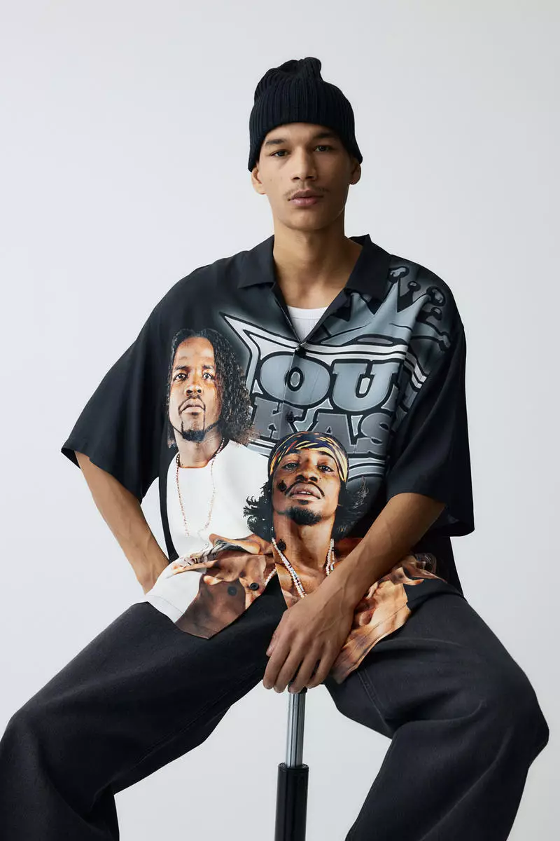 62% OFF Relaxed Fit Printed resort shir