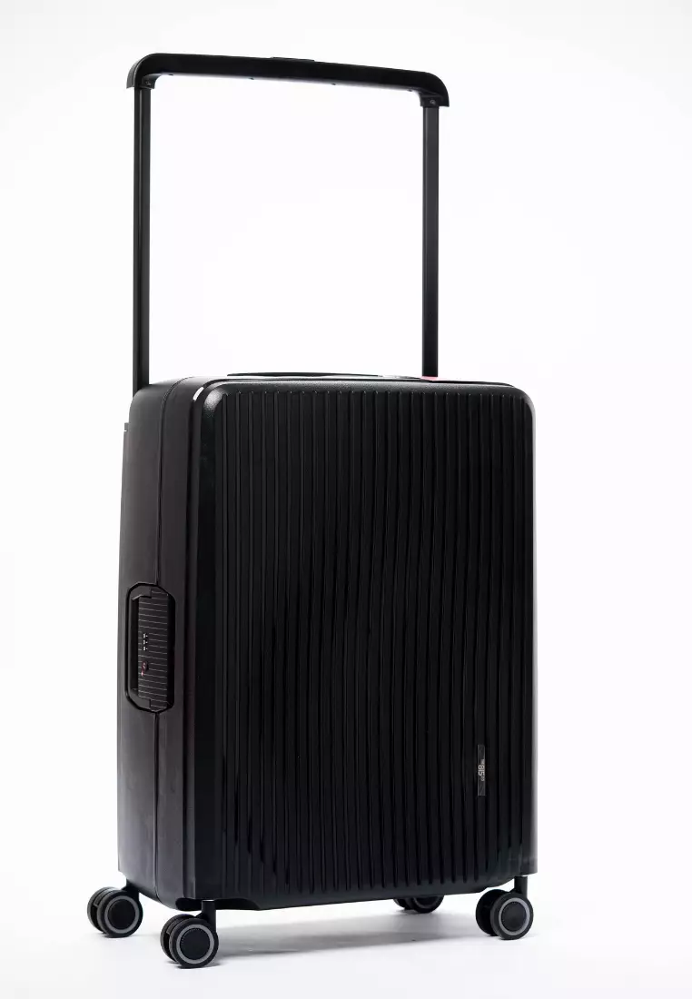 15% OFF Gamma 24" Medium Hard Case Zipperless Luggage Black