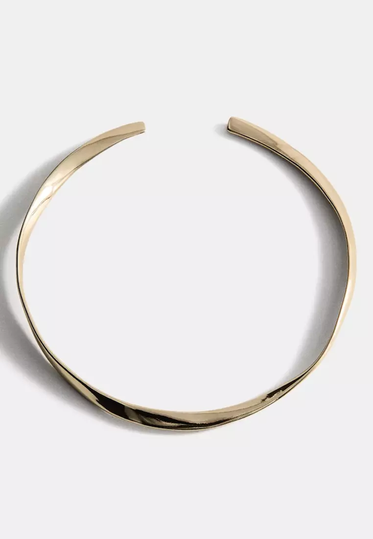 33% OFF Rigid Choker Necklace