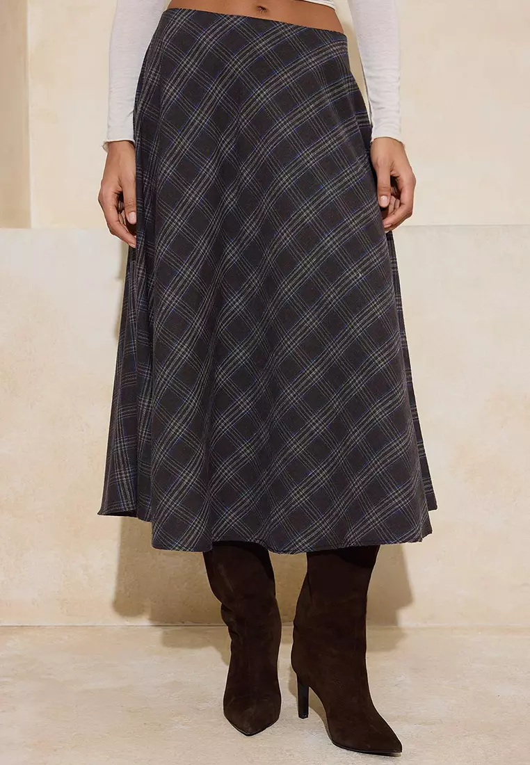 40% OFF Trendyol Brown Plaid/Checkered Flannel Woven Flared Midi Skirt Twoaw26Et172