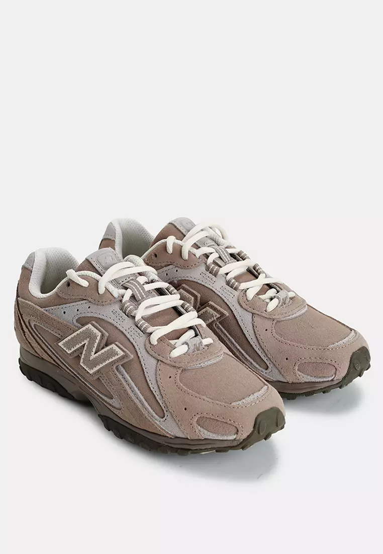 15% OFF New Balance 204L Lifestyle Shoes