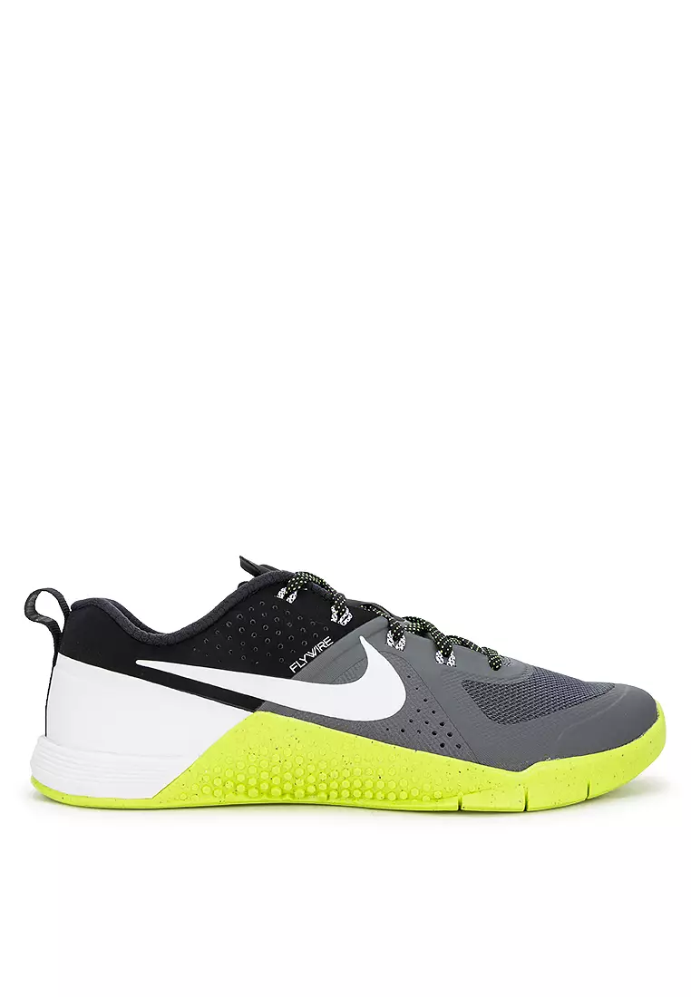 50% OFF Nike Metcon 1 OG Workout Shoes