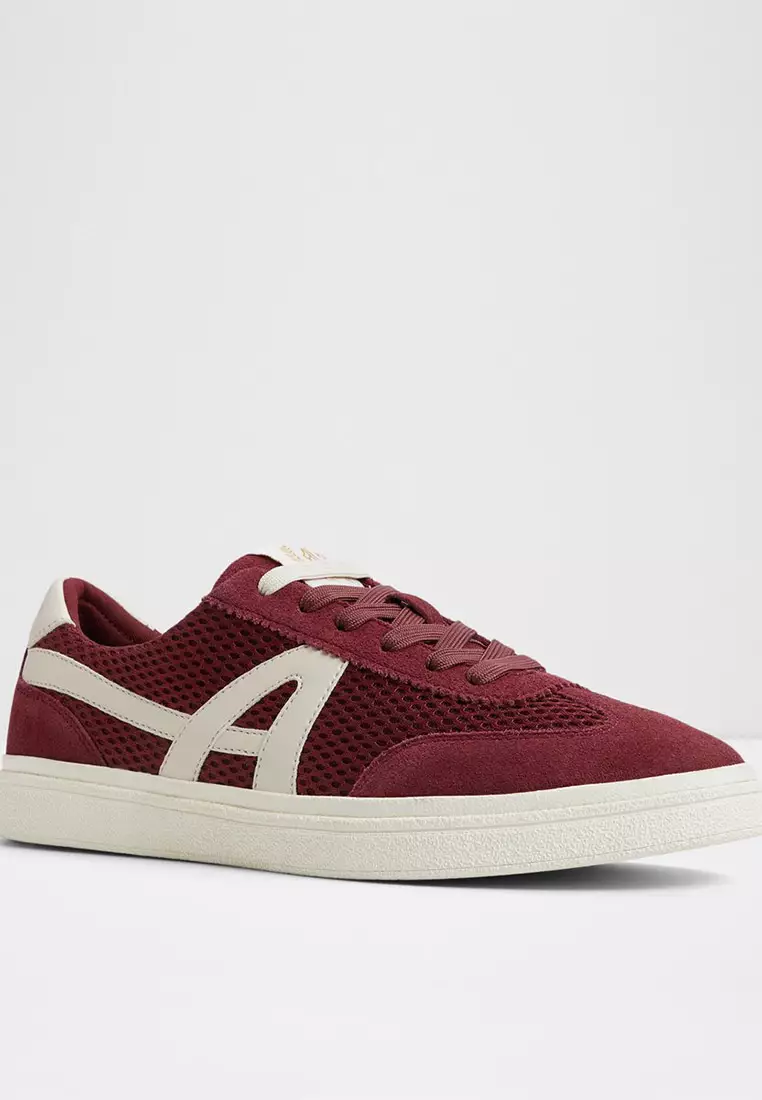 61% OFF Clubtrainer Low-Top Sneakers