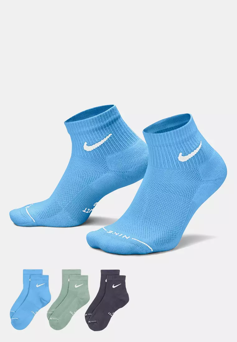 15% OFF Everyday Elevated Ankle Socks (3 Pairs)