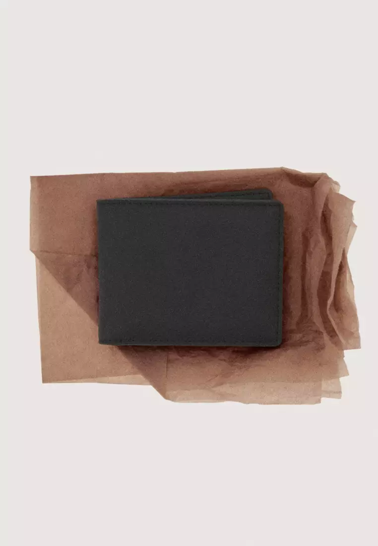 15% OFF Wallet With Embossed Effect