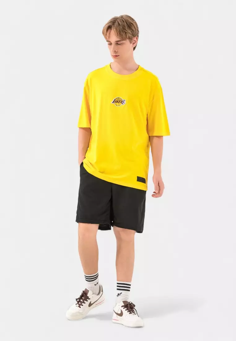 55% OFF NBA Los Angeles Lakers Loose Fit Mens T-Shirt Basics Core Collection