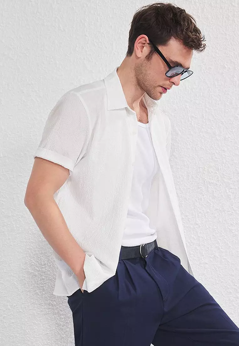 56% OFF Trendyol White Regular Fit Textured Loose Casual Men's Shirt TMNSS25GO00076