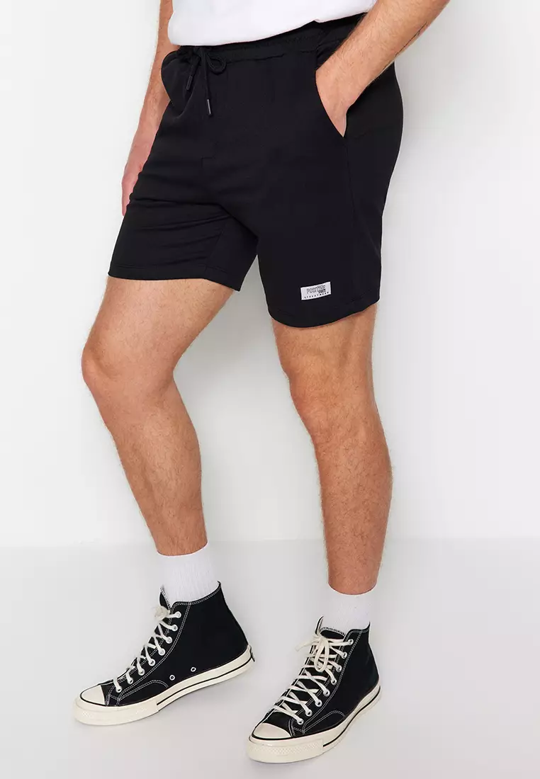 33% OFF Trendyol Men's Label Detail Shorts