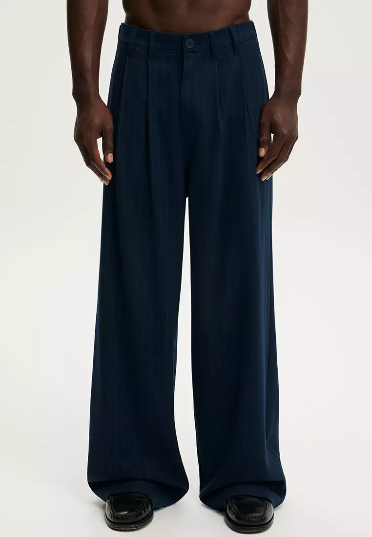 47% OFF Cotton On Super Baggy Pleated Pants