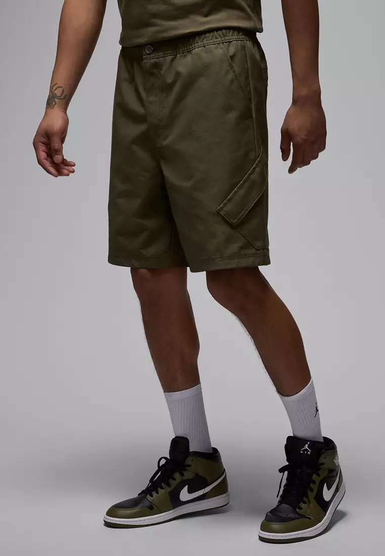 40% OFF Essential Stmt Chi Short