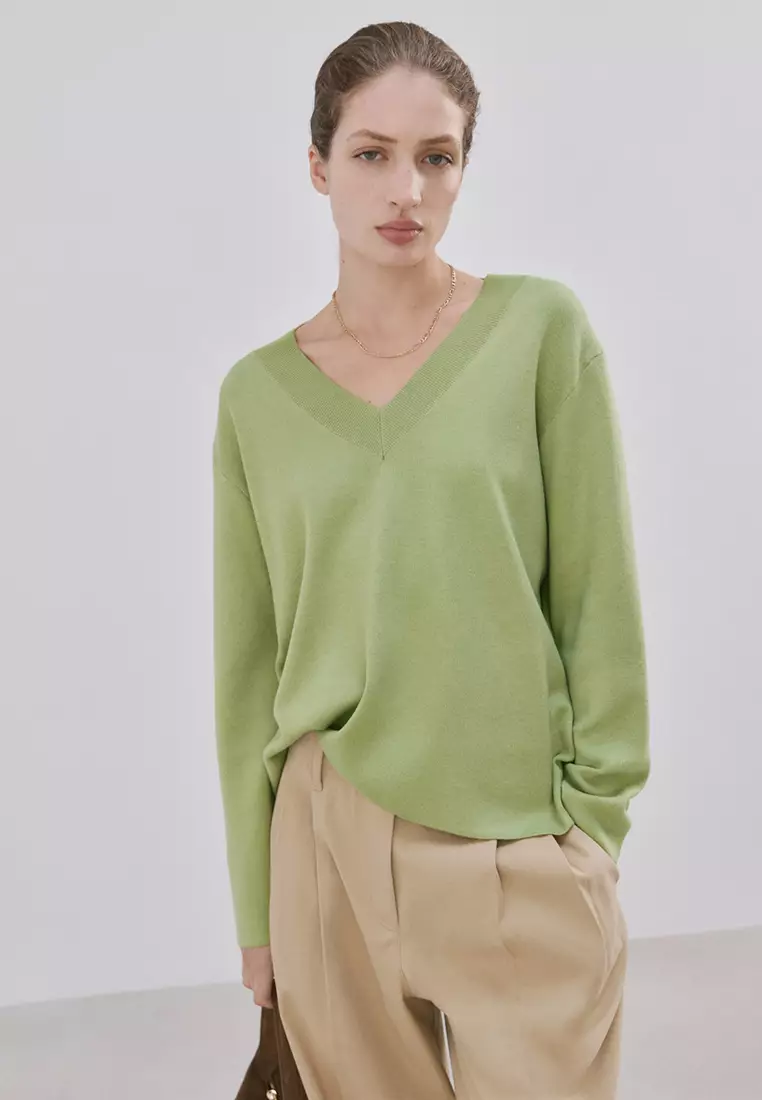60% OFF V-Neck Knit Sweater