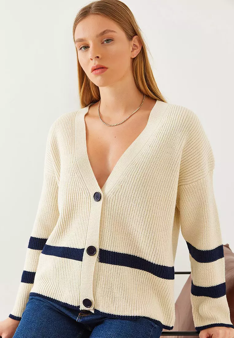 41% OFF Bianco Lucci Women's Buttoned Selanik Knitwear Cardigan 20247531